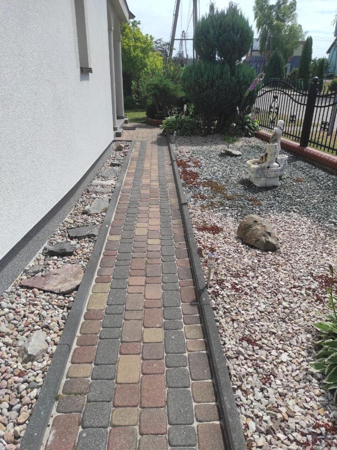 Pokoje Goscinne Cuma Leba Bagian luar foto